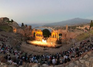 A Taormina gli dei dell’Olimpo si son svegliati all’alba