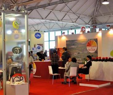 Con i distretti mercato ricco. “Ne giova il consumatore” Con i distretti mercato ricco. “Ne giova il consumatore”