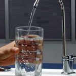 L’acqua del sindaco e i siciliani, il 64,2% ancora non si fida