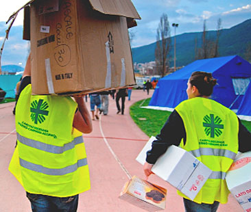 La crisi economica riduce i fondi anche al mondo del volontariato