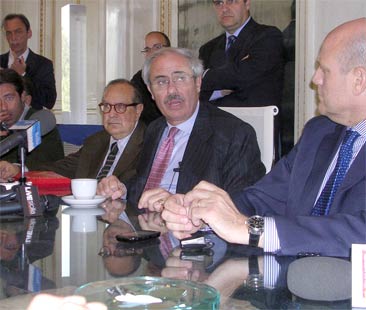 Raffaele Lombardo: “Non ci sarà nessun rinvio a giudizio” Raffaele Lombardo: “Non ci sarà nessun rinvio a giudizio”