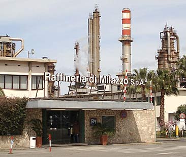 Inquinamento, il minambiente diffida la raffineria di Milazzo Inquinamento, il minambiente diffida la raffineria di Milazzo