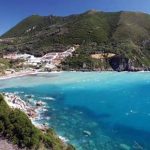 Cipro, mare cristallino, lunghe spiagge, storia e cultura