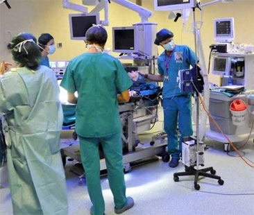 Sanità, medici protestano: “No ai tagli orizzontali”