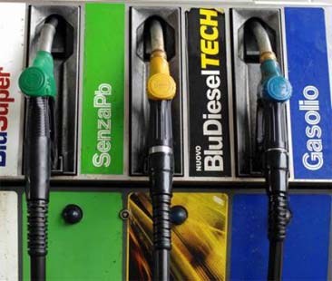 Caro benzina, l’Antitrust rilancia l’idea dell’osservatorio dei prezzi