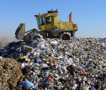 Piano rifiuti finalmente approvato, tocca alla Regione attuarlo subito Piano rifiuti finalmente approvato, tocca alla Regione attuarlo subito