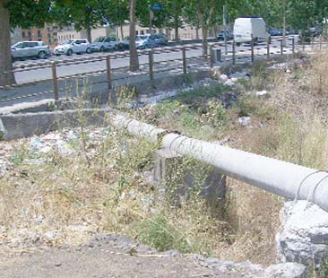 Paternò: conduttura in cemento-amianto. Il pericolo non è nell’acqua, ma nell’aria Paternò: conduttura in cemento-amianto. Il pericolo non è nell’acqua, ma nell’aria