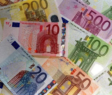 Vademecum per le vacanze estive: come riconoscere gli euro falsi