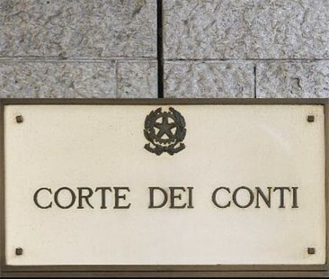 La Corte dei Conti smentisce Lombardo. Nel 2011 assunti 4.857 precari