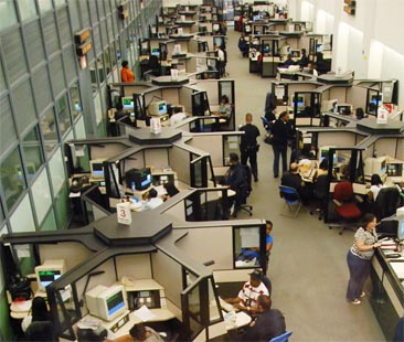 Ora anche i call center tremano, tutti se ne vanno dalla Sicilia