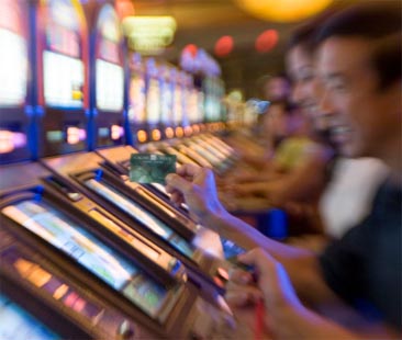 La dipendenza si nasconde a casa. Boom di giochi a distanza