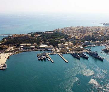 Augusta, 17 stabilimenti a rischio d’incidente. E ne vogliono un altro