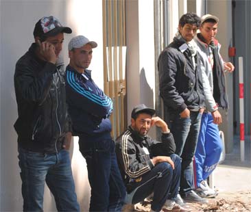 Salari bassi agli stranieri