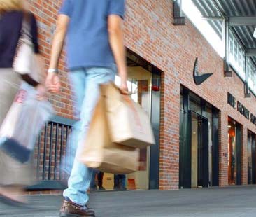 Nel 2013 gli acquisti delle famiglie diminuiscono soprattutto al Sud: -2%