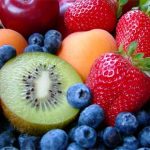 Sana alimentazione in estate. Proprietà della frutta di stagione