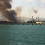 Incendio minaccia le industrie di Augusta