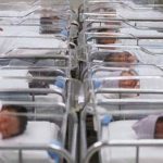 I medici difendono strenuamente la riduzione dei punti nascita