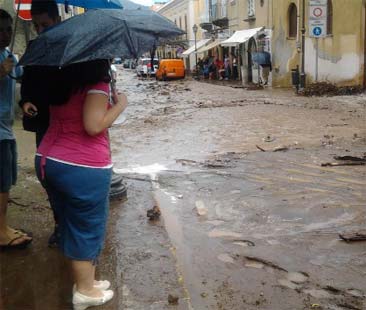 Torna il settembre nero in Sicilia. Ma Lipari deve fare il mea culpa Torna il settembre nero in Sicilia. Ma Lipari deve fare il mea culpa