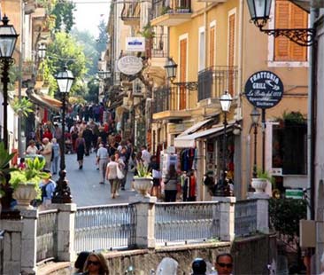 Messina – Rifiuti, è emergenza continua. Il commissario approva la Srr