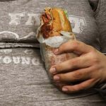 Sicilia: obesità infantile al 17%. Troppe bollicine e junk food