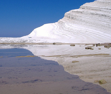 Se la Scala dei Turchi diventa pericolosa. Patrimonio da vivere con responsabilità