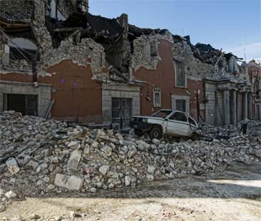 “Impossibile prevedere i terremoti” “Impossibile prevedere i terremoti”