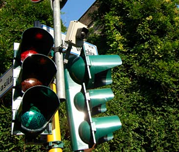 Attenti a passare… col verde! Richiesta comunque la prudenza