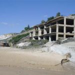 Pollice verso per il mostro di Realmonte. La Procura “libera” la Scala dei Turchi