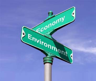 L’uscita dalla crisi può passare attraverso la “green economy” L’uscita dalla crisi può passare attraverso la “green economy”