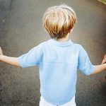 La buona educazione dei figli non giustifica l’uso della violenza