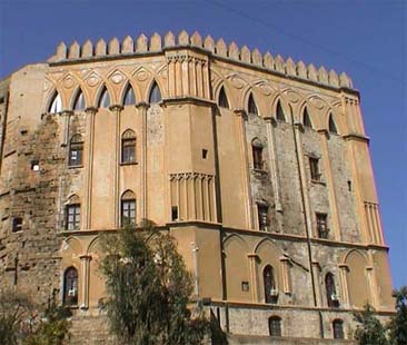 All’Ars stipendi fino a 25 mila euro al mese All’Ars stipendi fino a 25 mila euro al mese