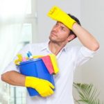 Sicilia: via le donne dai fornelli. Arrivano gli uomini in grembiule