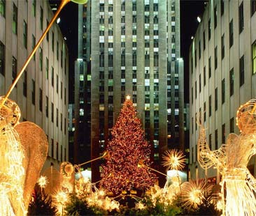 L’atmosfera magica del Natale a New York. Eventi, luoghi storici e vetrine illuminate
