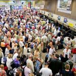 Overbooking, quanti rischi! Vacanze rovinate ma garantite