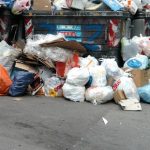 Palermo – Discarica sbarrata, rifiuti ovunque. Emergenza senza soldi e soluzioni