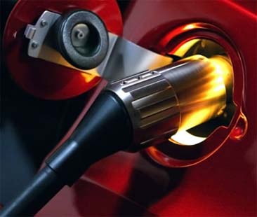 Il futuro delle automobili è elettrico ma l’Italia è in ritardo rispetto all’Ue Il futuro delle automobili è elettrico ma l’Italia è in ritardo rispetto all’Ue