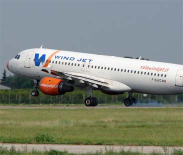 La Windjet tra dubbi, paure e zero certezze La Windjet tra dubbi, paure e zero certezze