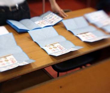 Elezioni 2013 – Sicilia, Centrodestra vince al Senato, boom di Grillo