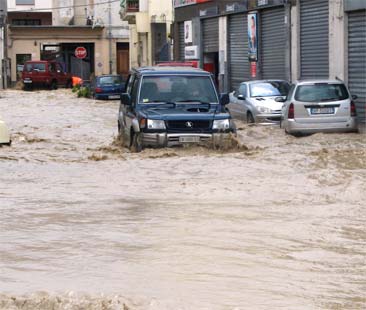 Bombe d’acqua e allerta meteo, quando le previsioni sono incerte Bombe d’acqua e allerta meteo, quando le previsioni sono incerte