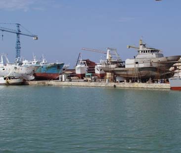 Trapani – Porto di Mazara al buio: la zona è off-limits