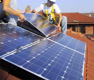 Fotovoltaico, l’Anie confermata detrazione Irpef, 50% fino a giugno Fotovoltaico, l’Anie confermata detrazione Irpef, 50% fino a giugno