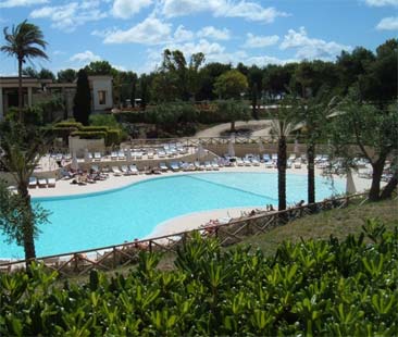 Turismo, è crisi nera per il settore alberghiero Turismo, è crisi nera per il settore alberghiero