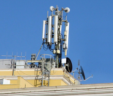 Antenne e inquinamento elettromagnetico: il territorio invaso dalle Stazioni radio base