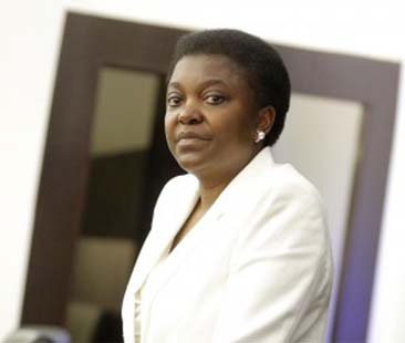 Cécile Kyenge, risposta con stile al razzismo Cécile Kyenge, risposta con stile al razzismo