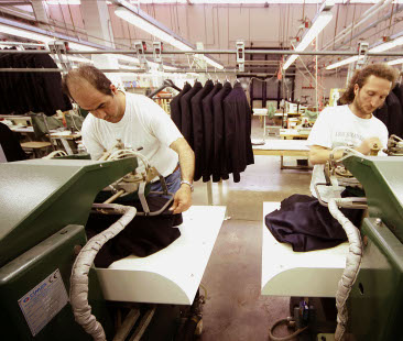 Al Sud cala la fiducia delle imprese. Stabile il settore manifatturiero