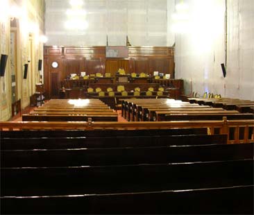 Bilancio Ars 2013: 95 mln di sprechi Bilancio Ars 2013: 95 mln di sprechi