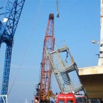 Una nave urta il molo, sette vittime a Genova