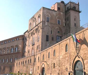 Regione siciliana bocciata trenta volte