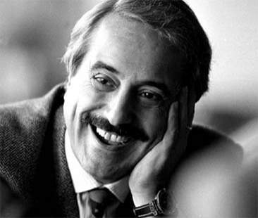 Giovanni Falcone: un simbolo vivo a 21 anni dalla strage di Capaci