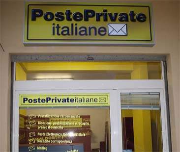 Dietro il boom delle poste private. Quali rischi per il consumatore